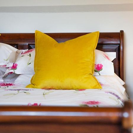 Higher Weddicott Barn Holiday Cottage - Self Catering 查格福德 外观 照片