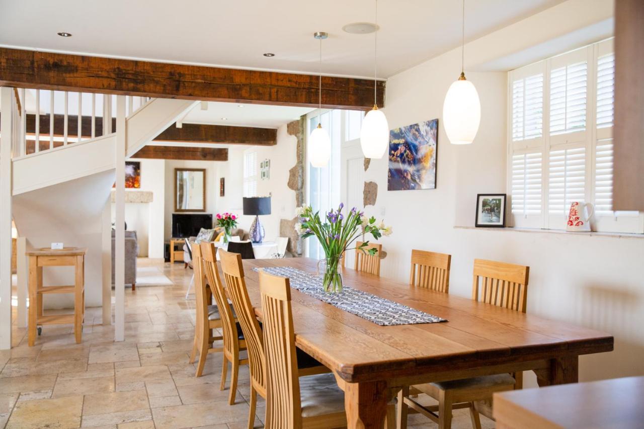 Higher Weddicott Barn Holiday Cottage - Self Catering 查格福德 外观 照片