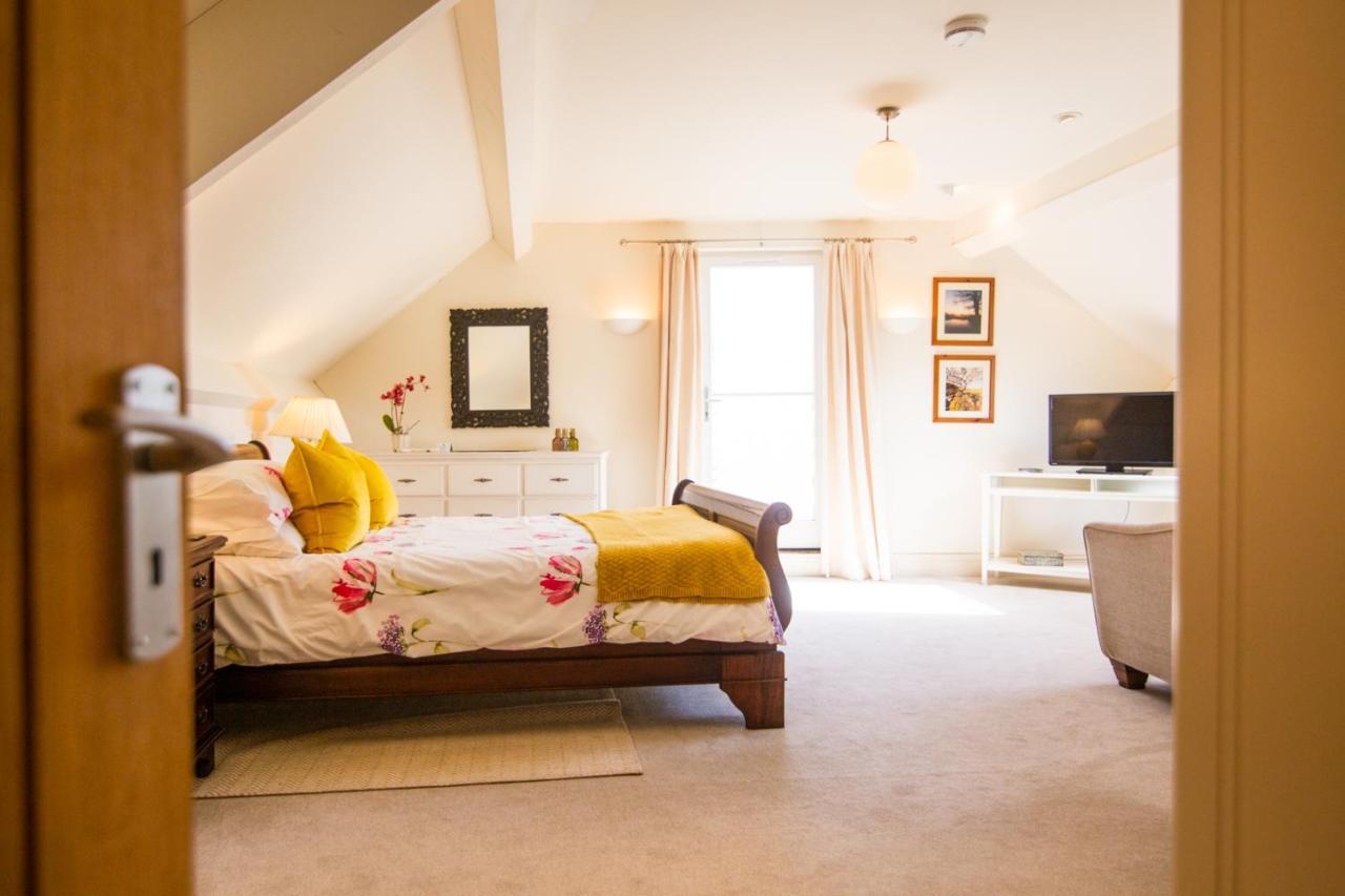 Higher Weddicott Barn Holiday Cottage - Self Catering 查格福德 外观 照片
