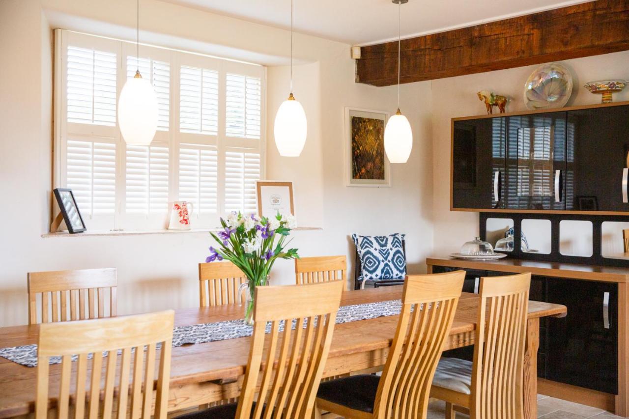 Higher Weddicott Barn Holiday Cottage - Self Catering 查格福德 外观 照片