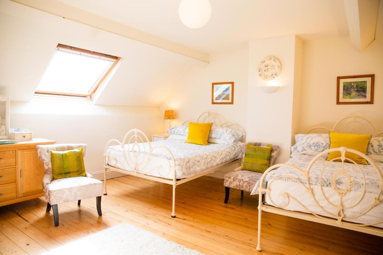 Higher Weddicott Barn Holiday Cottage - Self Catering 查格福德 外观 照片