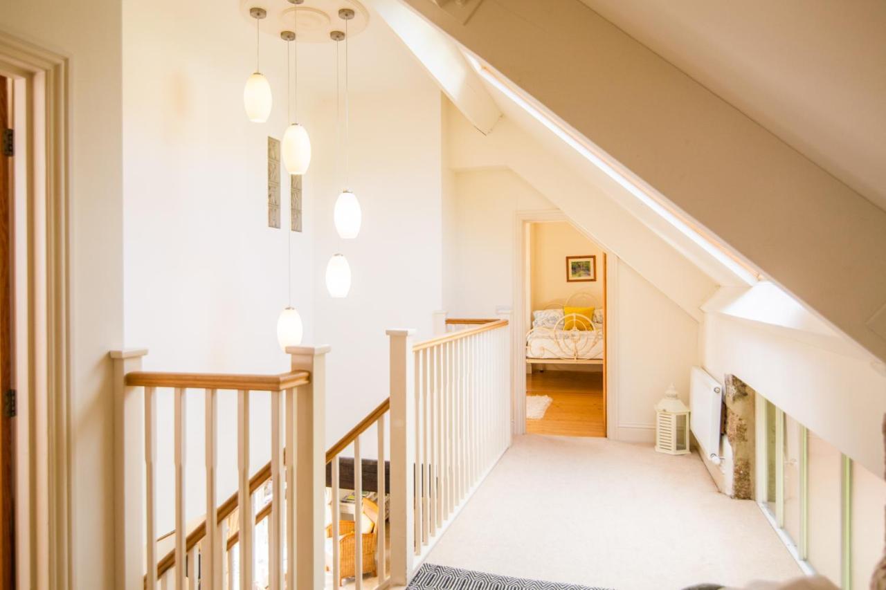 Higher Weddicott Barn Holiday Cottage - Self Catering 查格福德 外观 照片
