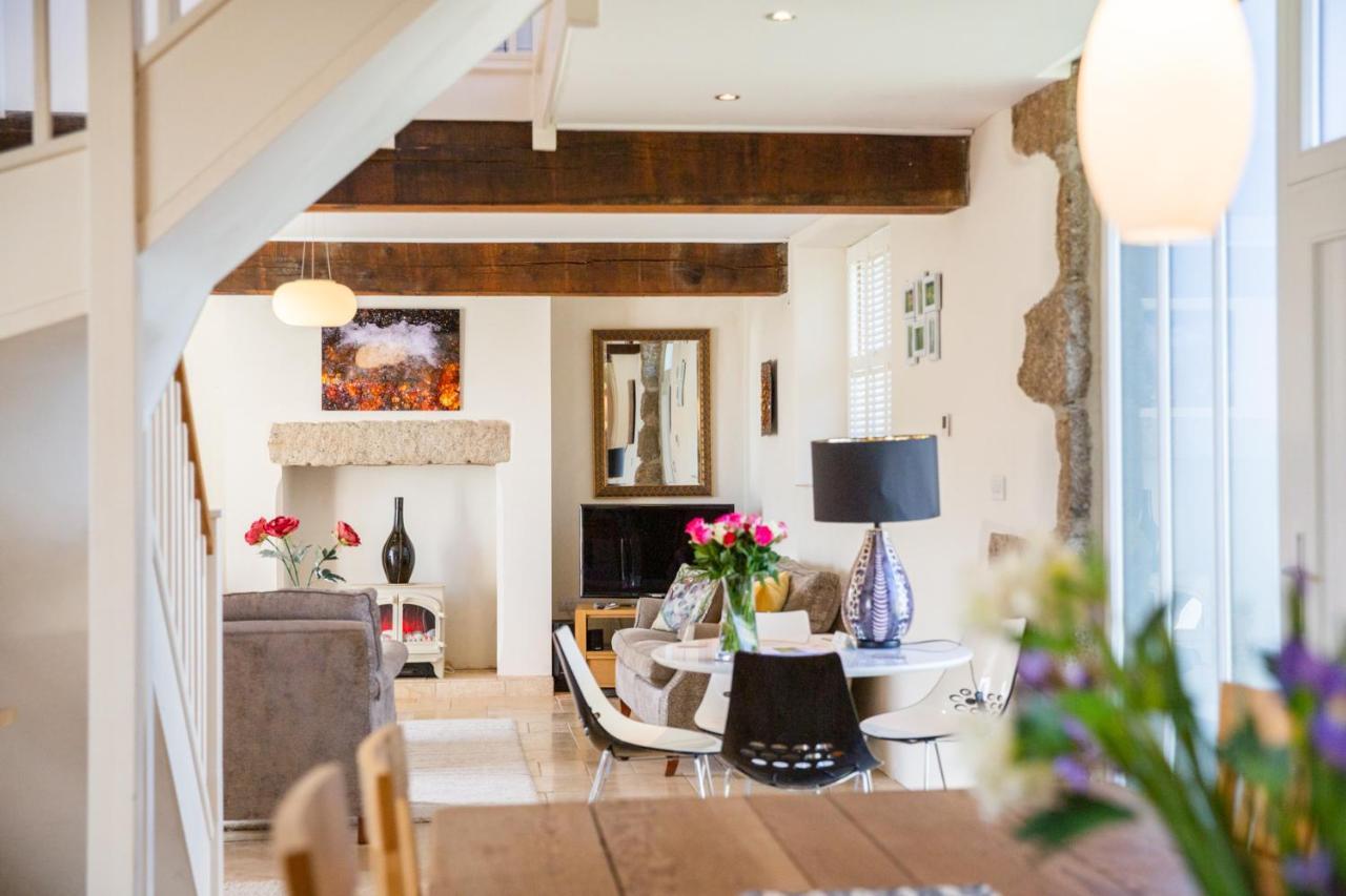 Higher Weddicott Barn Holiday Cottage - Self Catering 查格福德 外观 照片
