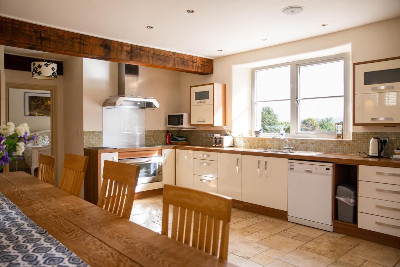 Higher Weddicott Barn Holiday Cottage - Self Catering 查格福德 外观 照片